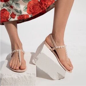 Stuart Weitzman Goldie Pearly Stud Jelly Sandals 5 Luxury Maximalist Resortwear